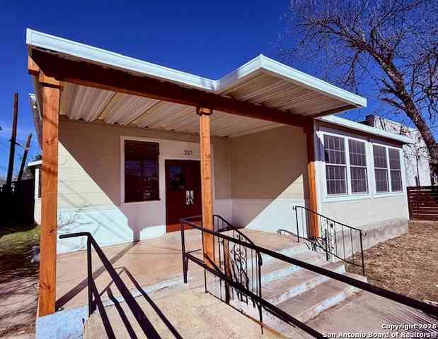Multifamily For Sale - 325 E Locust<br/> San Antonio, TX 78212