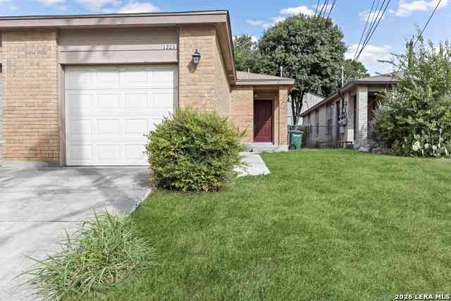 Multifamily For Sale - 12231 - 12233 Maverick Bluff<br/> San Antonio, TX 78247