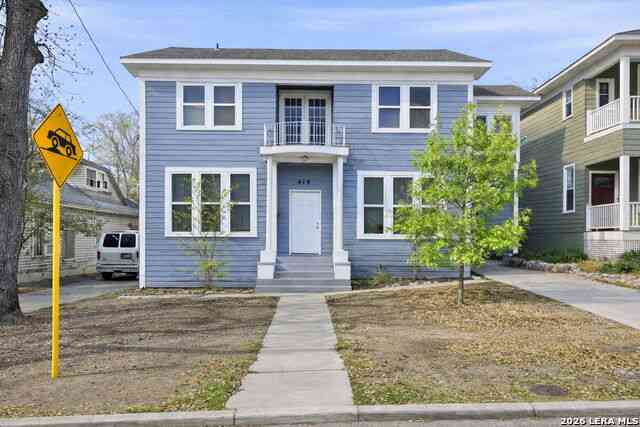 Multifamily For Sale - 419 W Mistletoe<br/> San Antonio, TX 78212