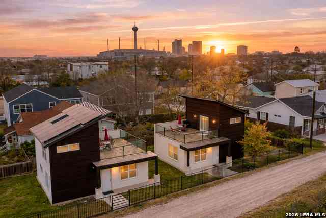 Multifamily For Sale - 911 Iowa<br/> San Antonio, TX 78203