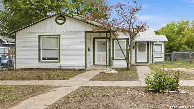Multifamily For Sale - 631 W Magnolia Ave<br/> San Antonio, TX 78212