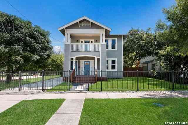 Multifamily For Sale - 1116 Muncey<br/> San Antonio, TX 78208