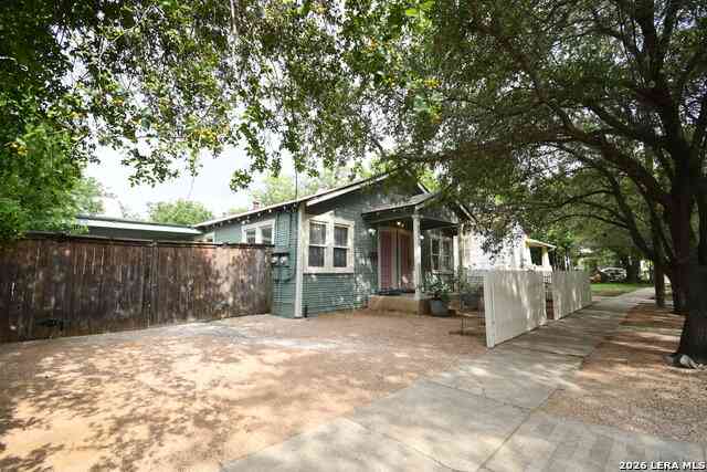 Multifamily For Sale - 210 Mission St<br/> San Antonio, TX 78210