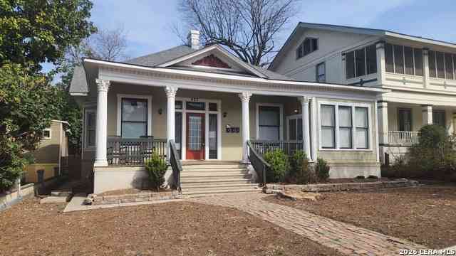 Multifamily For Sale - 423 W Magnolia Ave<br/> San Antonio, TX 78212