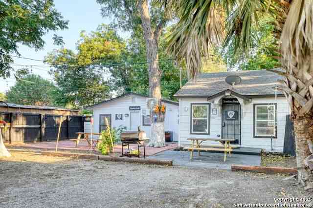 Multifamily For Sale - 444 Taft Blvd<br/> San Antonio, TX 78225
