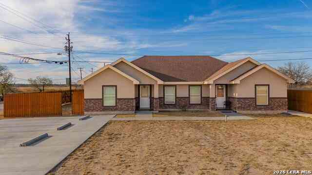 Multifamily For Sale - 47 Wagon Wheel Rd<br/> Maverick County, Eagle Pass, TX 78852