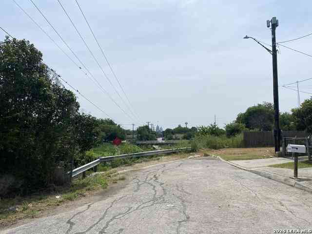 Multifamily For Sale - 1315 Monterey St<br/> San Antonio, TX 78207