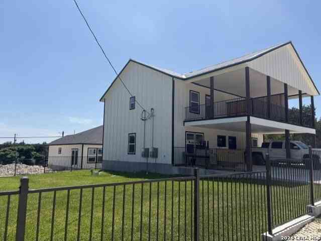 Multifamily For Sale - 440 Brianne Trl<br/> Blanco County, Spring Branch, TX 78070