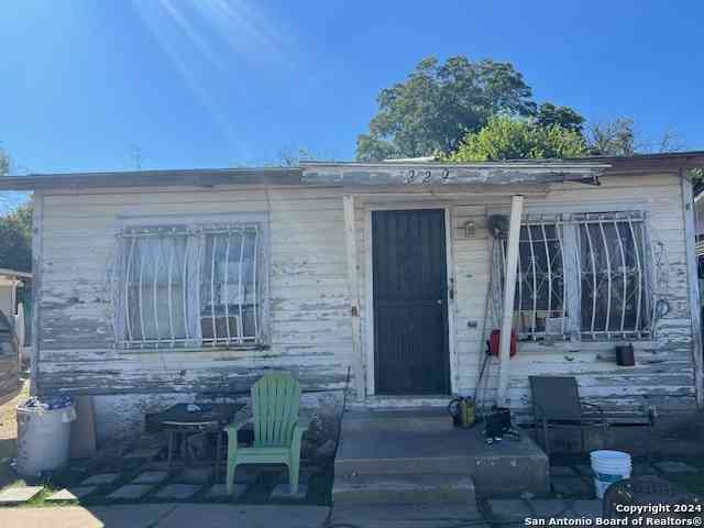 Homes For Sale - 229 Juanita Ave<br/> San Antonio, TX 78237