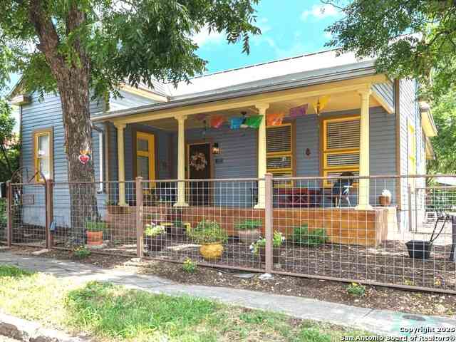 Homes For Sale - 127 Vance St<br/> San Antonio, TX 78210