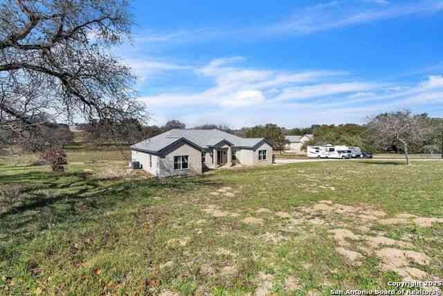 Homes For Sale - 254 Broken Arrow<br/> Wilson County, Floresville, TX 78114