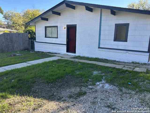 Homes For Sale - 254 Havana<br/> San Antonio, TX 78228