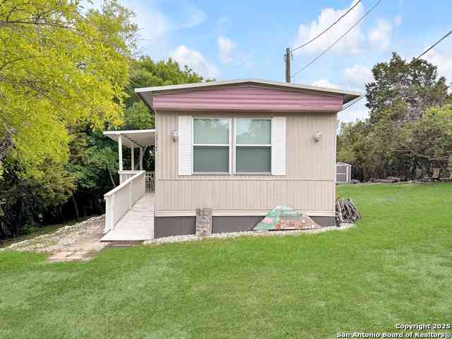 Mobile Home For Sale - 1317 Hidden Fawn<br/> Comal County, Canyon Lake, TX 78133