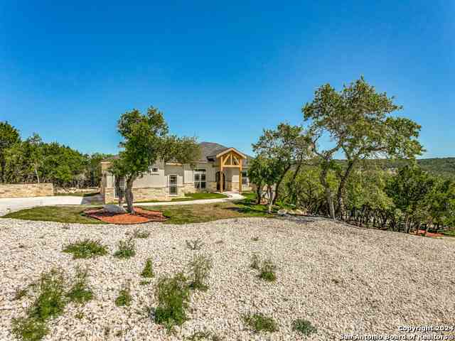 Homes For Sale - 929 Moonlight Dr<br/> Canyon Lake, TX 78133