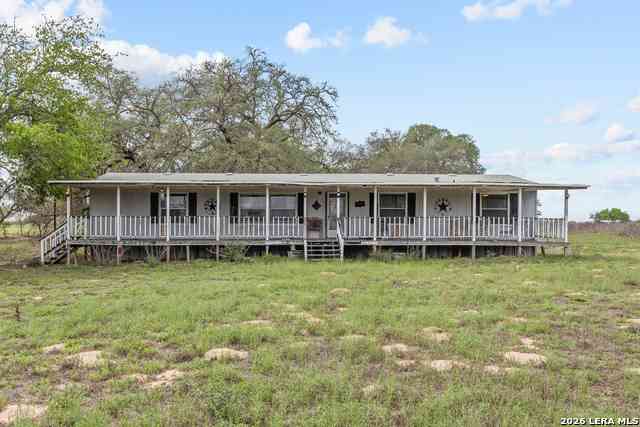 Mobile Home For Sale - 157 County Road 157<br/> Wilson County, Floresville, TX 78114