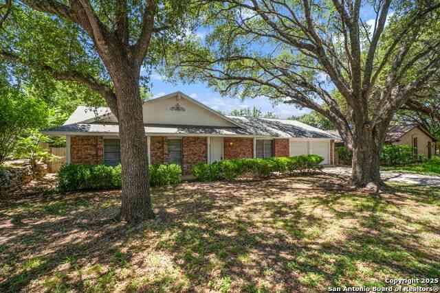 Homes For Sale - 4938 Fairford<br/> San Antonio, TX 78228