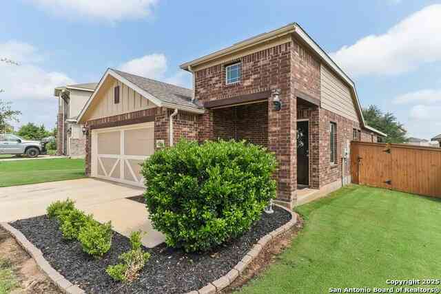 Homes For Sale - 2024 Cowan<br/> New Braunfels, TX 78132