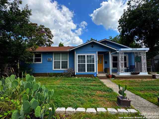 Homes For Sale - 3539 El Paso<br/> San Antonio, TX 78207