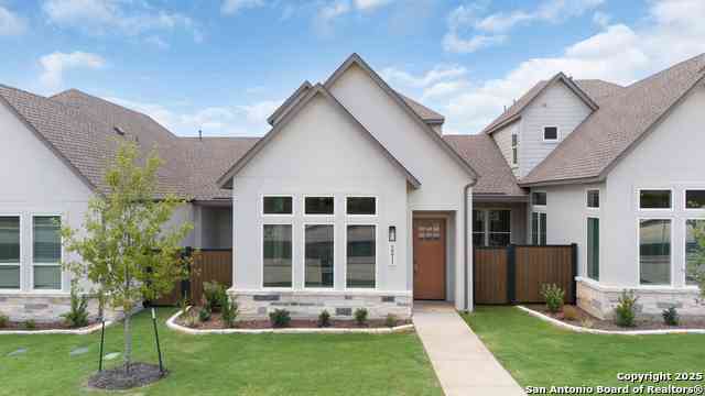 Townhouse For Sale - 10027 University Way #7<br/> San Antonio, TX 78224