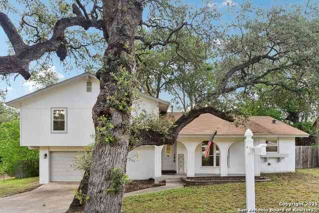 Homes For Sale - 9014 Brigadoon St<br/> San Antonio, TX 78254