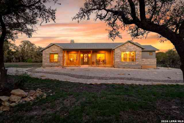 Homes For Sale - 924 Annabelle Ave.<br/> Bulverde, TX 78163