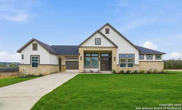 Homes For Sale - 530 Poe Parkway<br/> Castroville, TX 78009