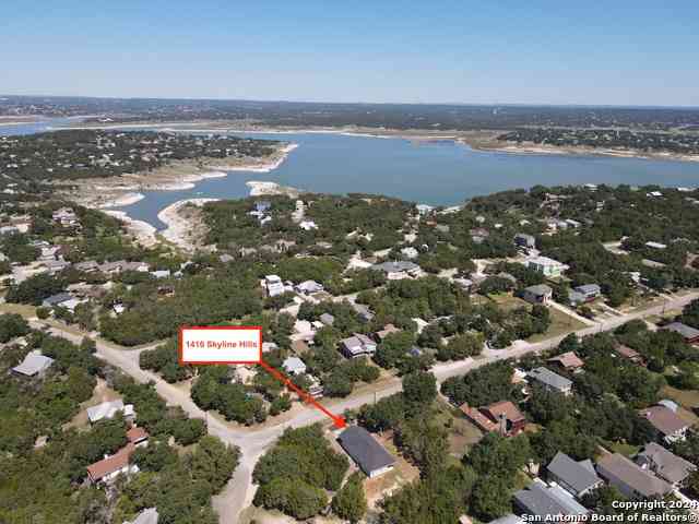 Homes For Sale - 1416 Skyline Hills<br/> Canyon Lake, TX 78133