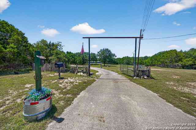 Homes For Sale - 924 Wagon Creek<br/> Bandera, TX 78003