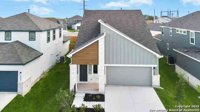 Homes For Sale - 1550 Estelea Grove<br/> New Braunfels, TX 78130