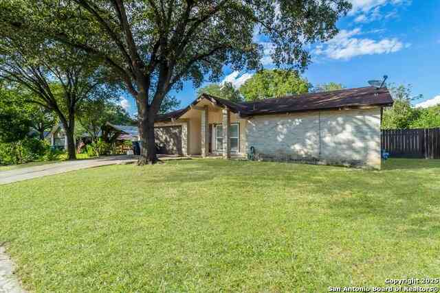 Homes For Sale - 4335 Las Cruces St<br/> San Antonio, TX 78233