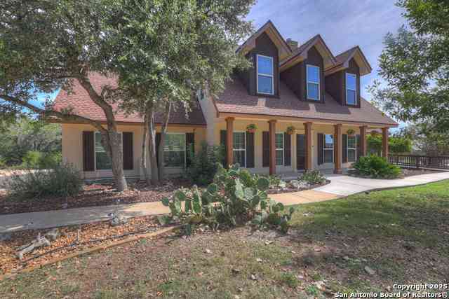 Homes For Sale - 204 Falling Hills<br/> New Braunfels, TX 78132