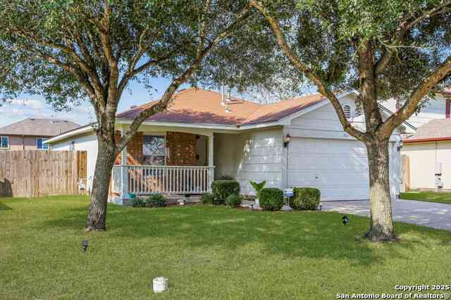 Homes For Sale - 365 Leonardo<br/> Kyle, TX 78640