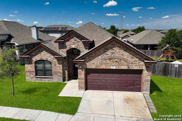 Homes For Sale - 1403 Kingbird<br/> San Antonio, TX 78245