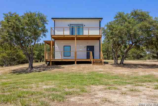 Homes For Sale - 130 Forest Mist<br/> Canyon Lake, TX 78133