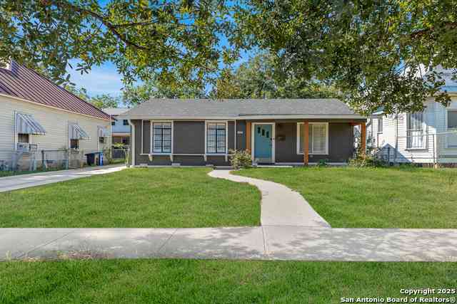Homes For Sale - 204 Carolina<br/> San Antonio, TX 78210
