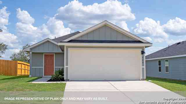 Homes For Sale - 496 Low Pasture Trail<br/> Maxwell, TX 78656