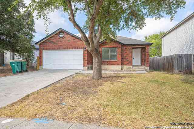 Homes For Sale - 8039 Cantura Mills<br/> Converse, TX 78109