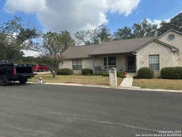 Homes For Sale - 9 Wildwood<br/> New Braunfels, TX 78130