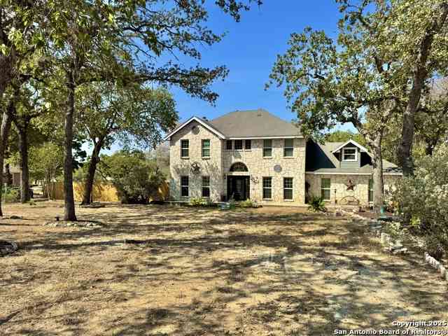 Homes For Sale - 325 Eagle Ridge<br/> Wilson County, Floresville, TX 78114