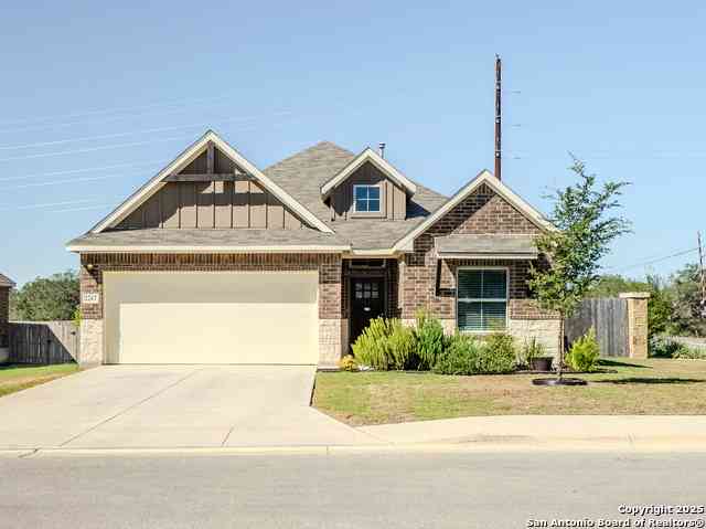 Homes For Sale - 2267 Meadow Way<br/> New Braunfels, TX 78132