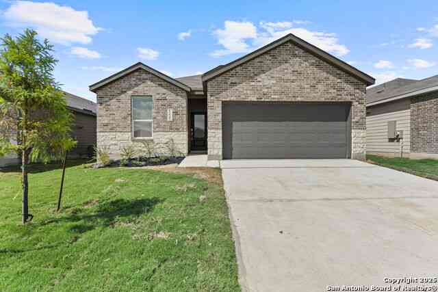 Homes For Sale - 1225 Twisted Creek<br/> New Braunfels, TX 78130