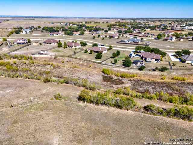 Homes For Sale - 16026 Lake Shore Dr<br/> Medina County, Lytle, TX 78052