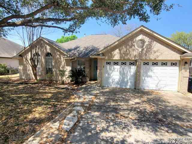 Homes For Sale - 452 Raven Rdg<br/> New Braunfels, TX 78130