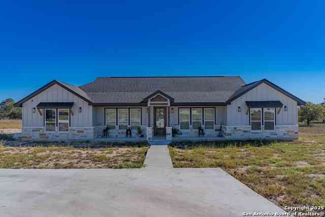 Homes For Sale - 732 Lake Valley<br/> Wilson County, La Vernia, TX 78121