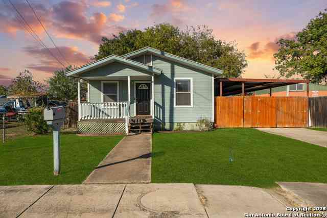 Homes For Sale - 315 W Emerson<br/> San Antonio, TX 78226