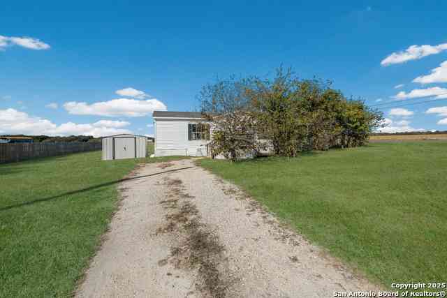 Mobile Home For Sale - 104 Kickapoo<br/> Seguin, TX 78155