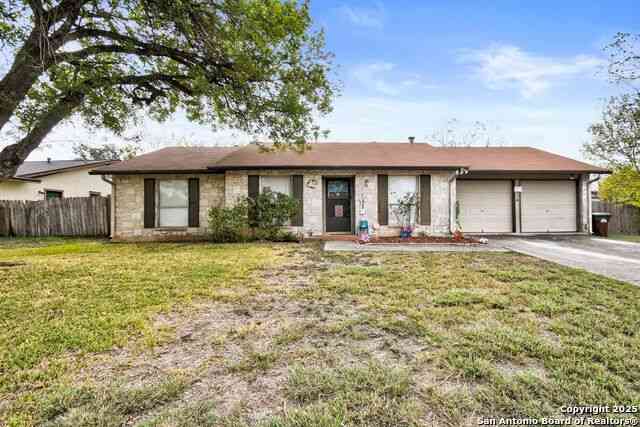 Homes For Sale - 4514 Lakeway<br/> San Antonio, TX 78244