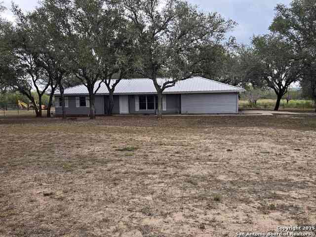 Homes For Sale - 5192 County Road 346<br/> Beeville, TX 78102