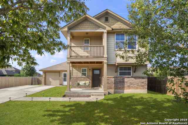 Homes For Sale - 407 Wind Gust<br/> New Braunfels, TX 78130