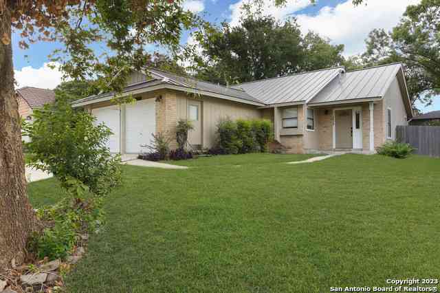Homes For Sale - 4414 Brushy Hill<br/> San Antonio, TX 78217